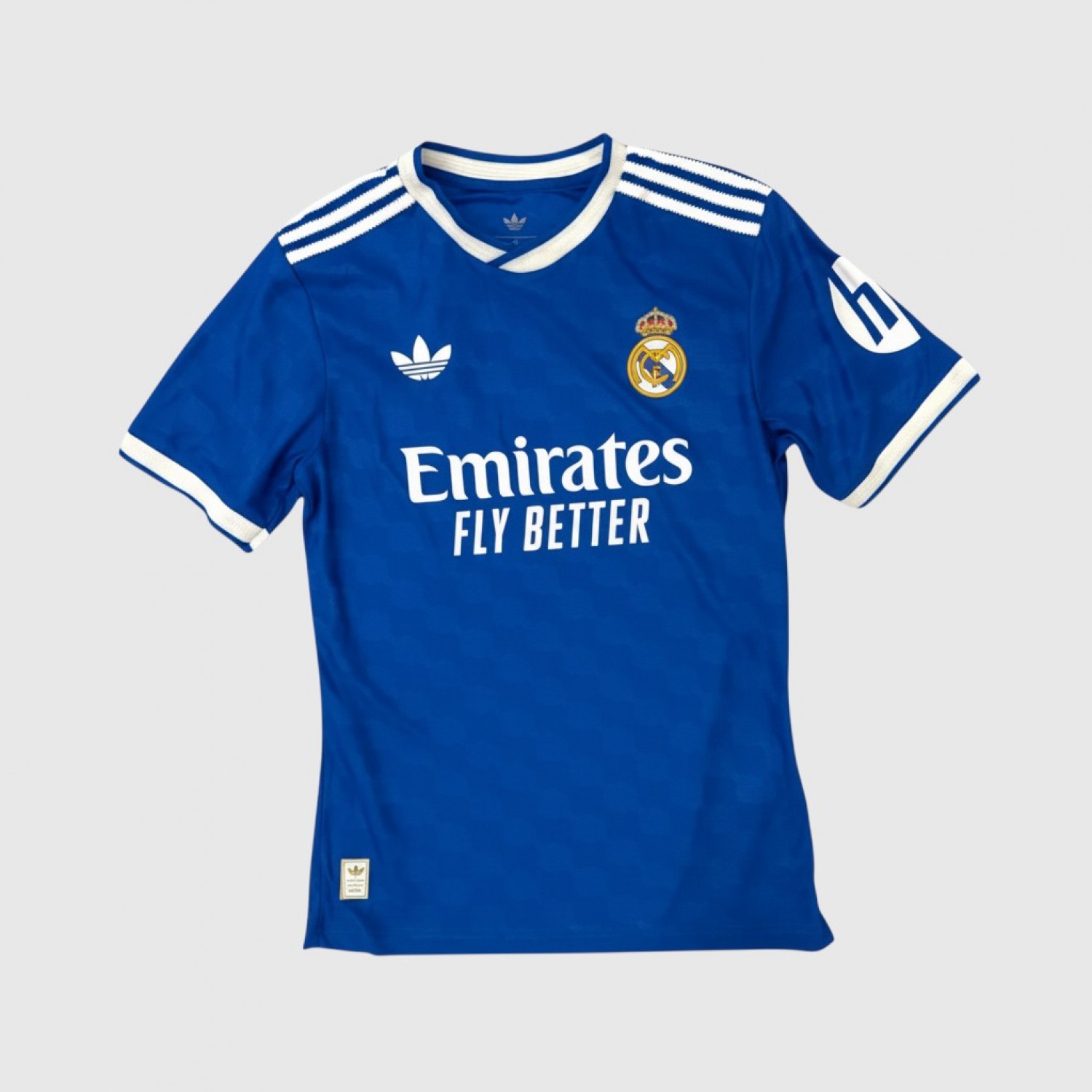 REAL MADRID ADIDAS ORIGINALS FOOTBALL JERSEY M / Pre-Owned